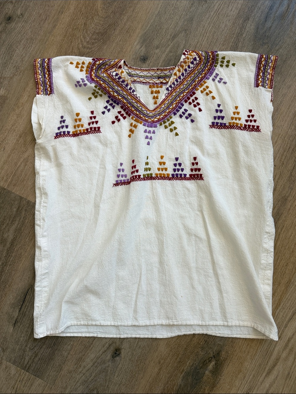 Embroidered White Cotton V-Neck Women's Top
